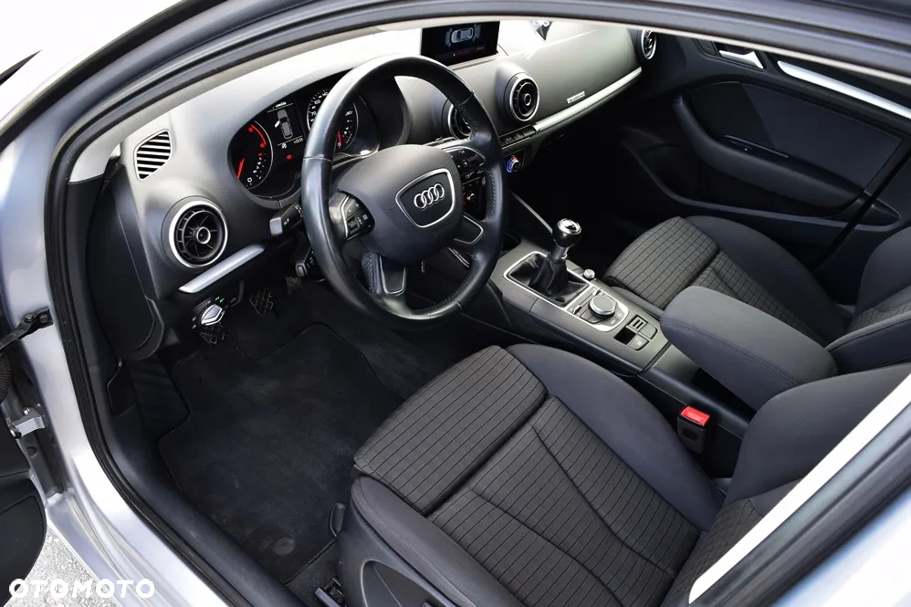 Audi A3 2.0 TDI Sportback (clean diesel) quattro Ambiente - 21