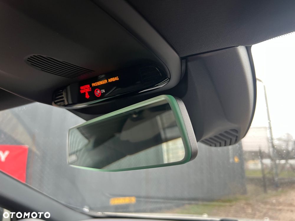 Volvo V40 D3 Momentum - 19