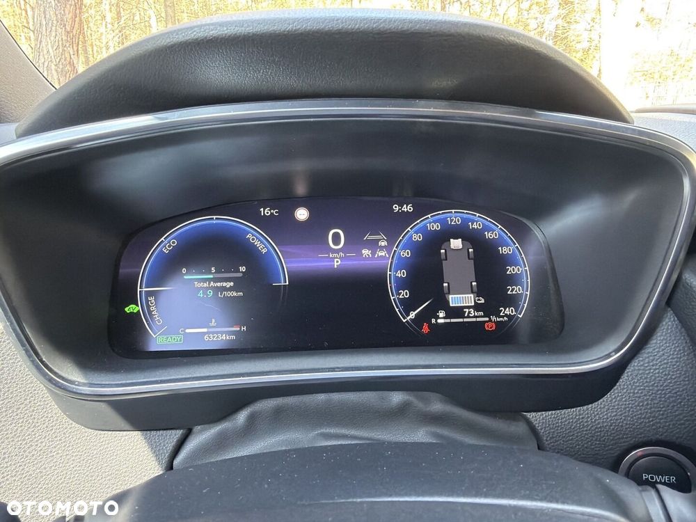 Toyota Corolla 1.8 Hybrid Comfort - 24