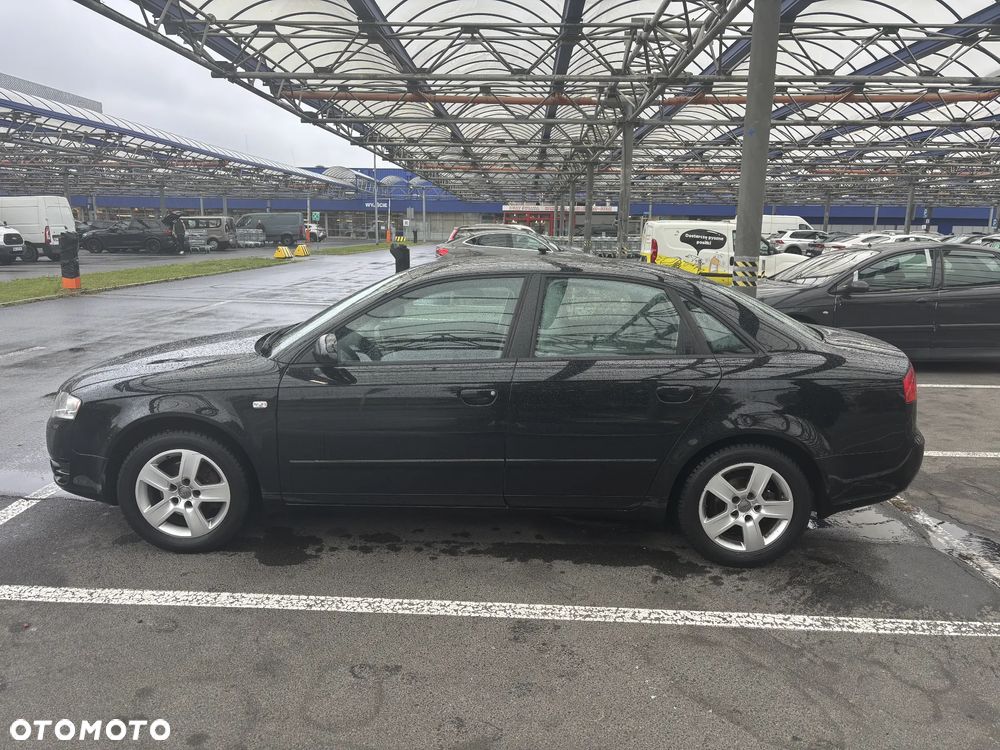 Audi A4 Limousine 2 - 5