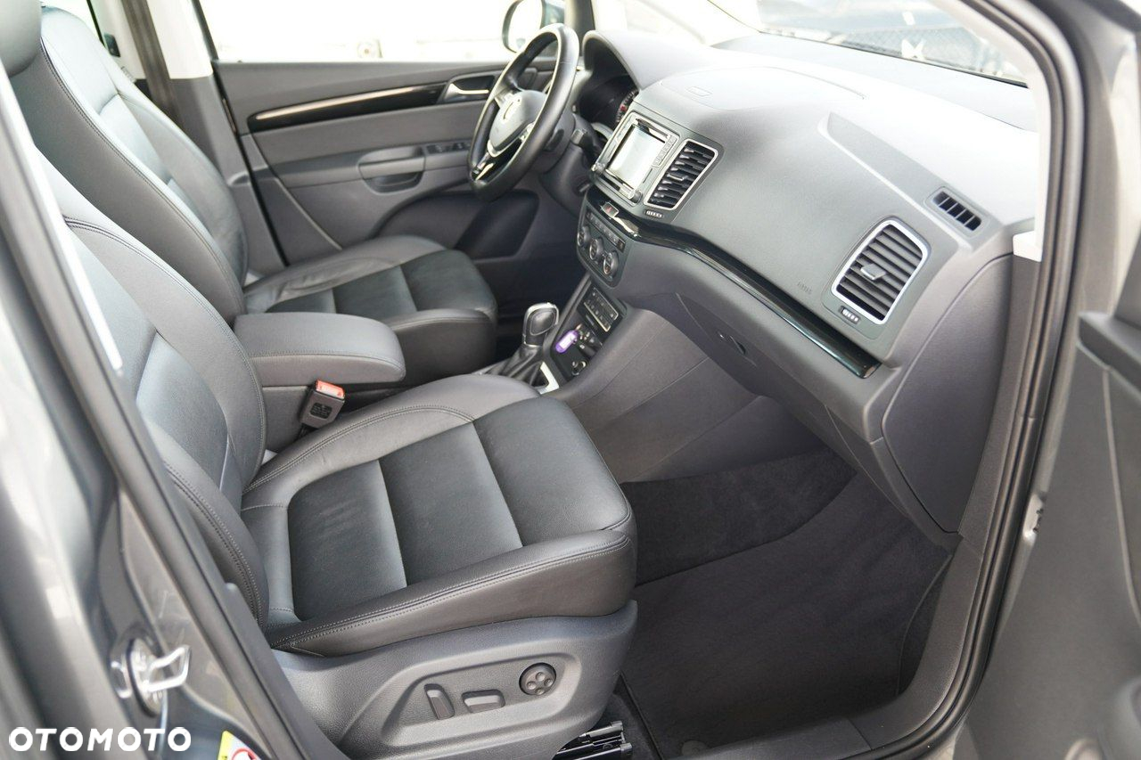 Volkswagen Sharan - 28