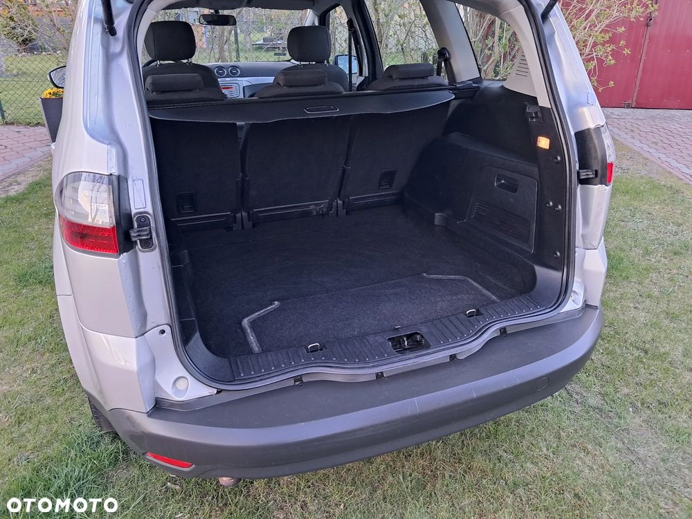 Ford S-Max 2.0 TDCi DPF Ambiente - 10