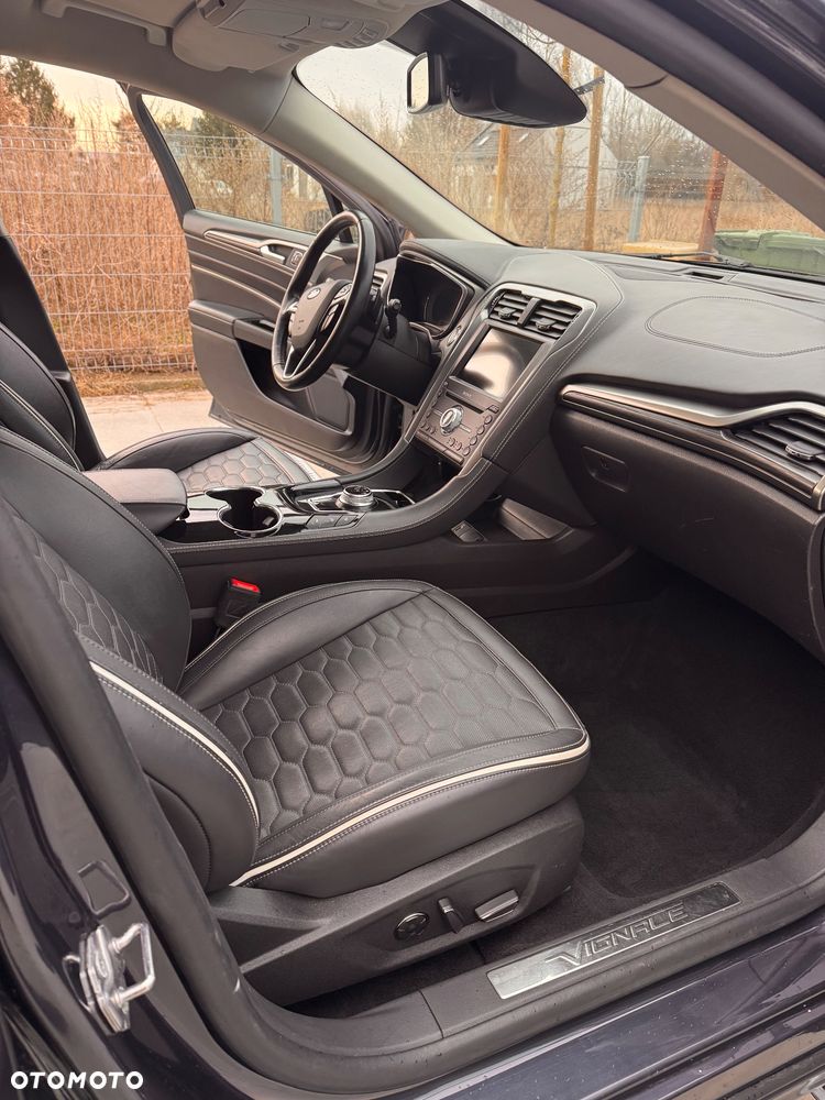 Ford Mondeo - 8