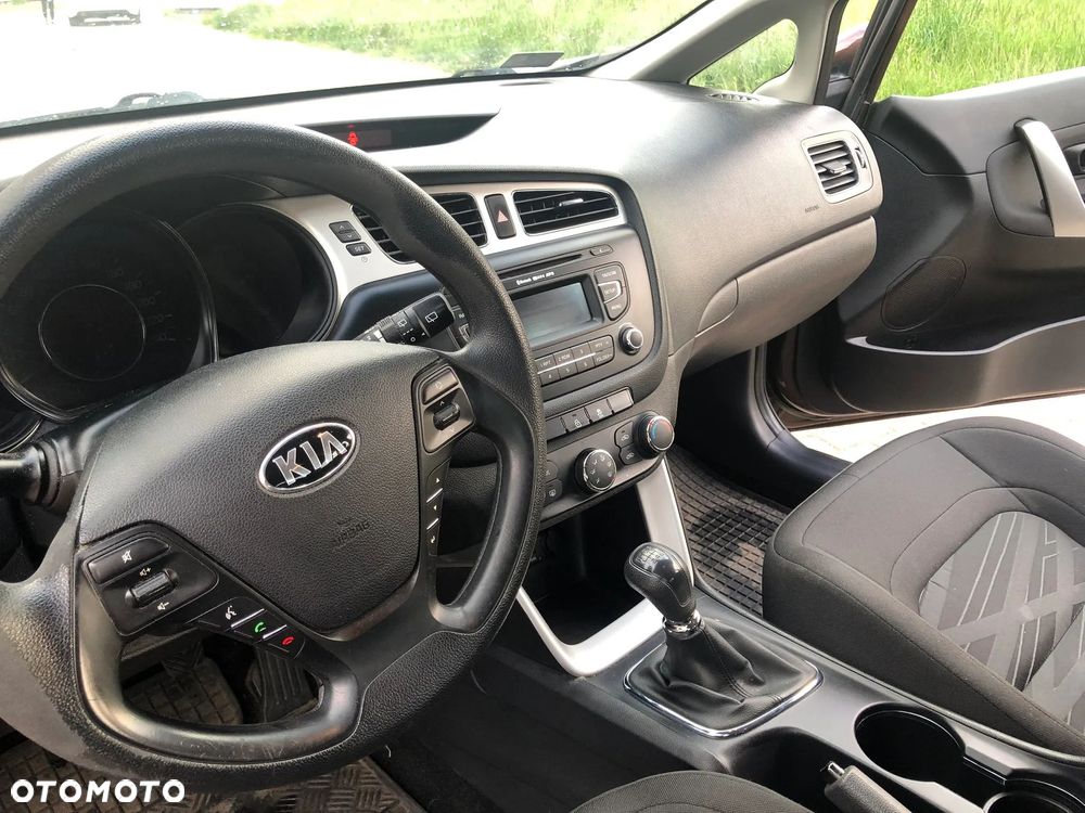 Kia Ceed - 6