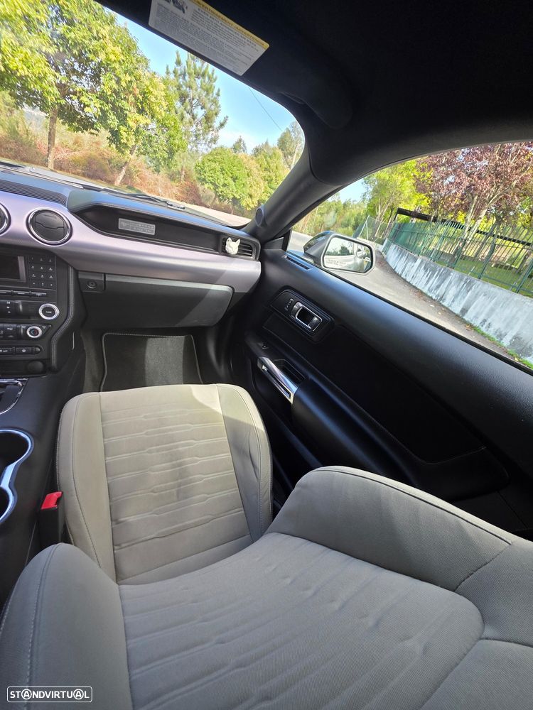 Ford Mustang 2.3i EcoBoost Aut. - 17