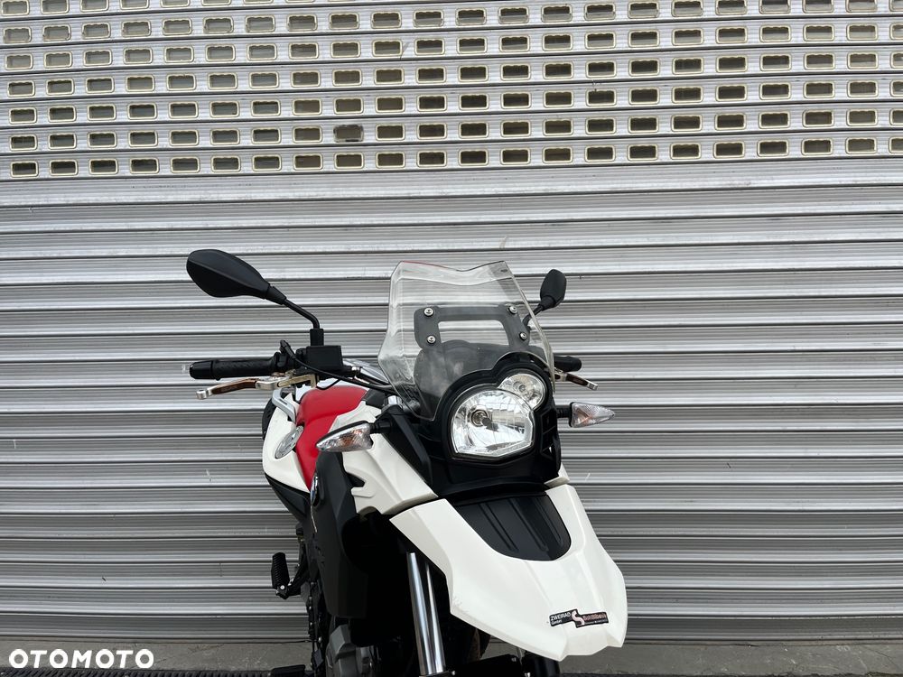 BMW G - 32