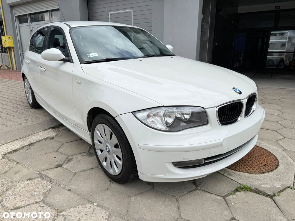 BMW Seria 1 - 1