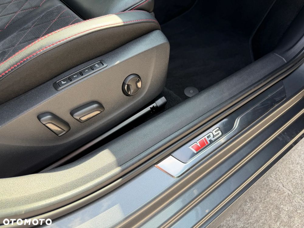 Skoda Octavia 2.0 TSI RS Challenge 245 DSG - 25