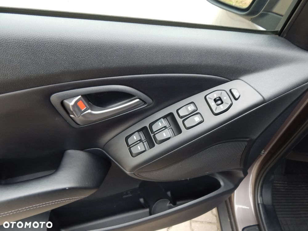 Hyundai ix35 1.6 GDI Premium 2WD - 22