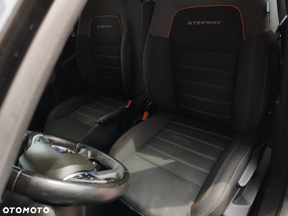 Dacia Sandero - 11