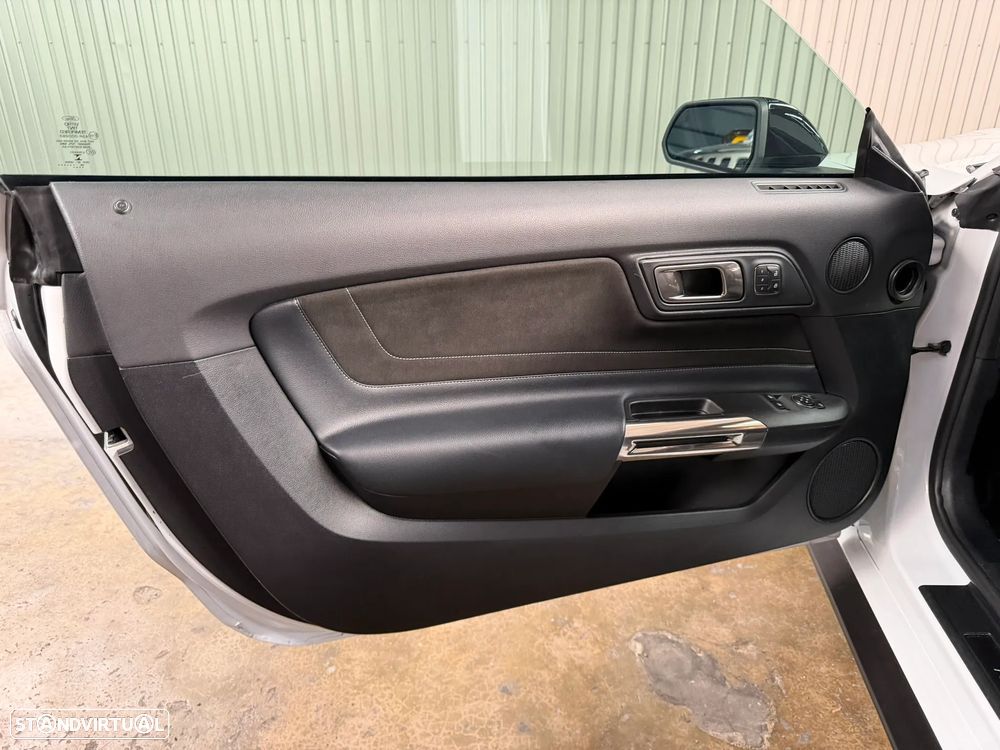 Ford Mustang Shelby GT350 5.2 V8 - 32