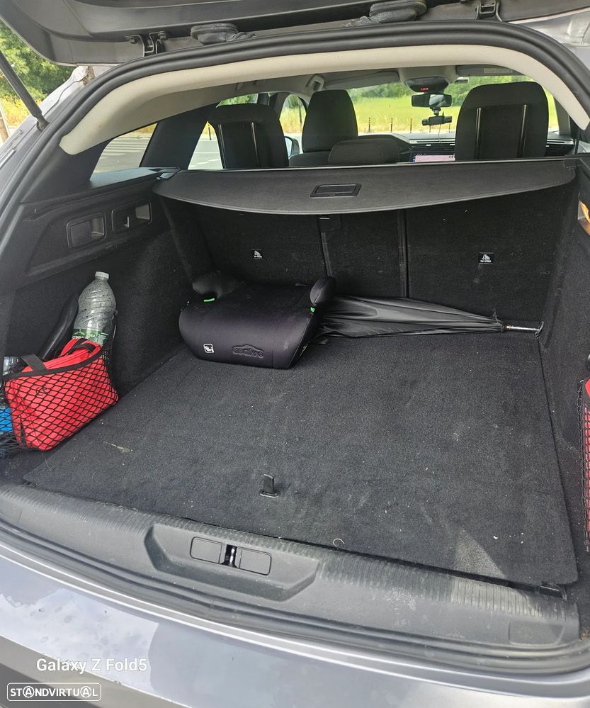 Peugeot 308 SW BlueHDi 130 EAT8 Allure - 19