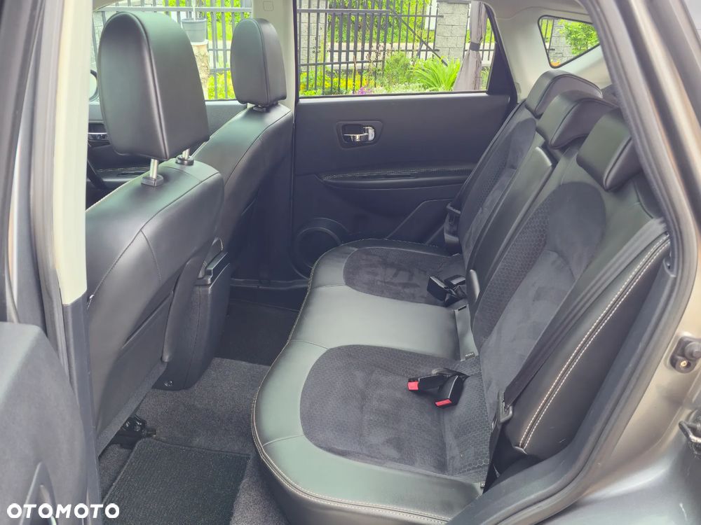 Nissan Qashqai 1.6 360 - 19