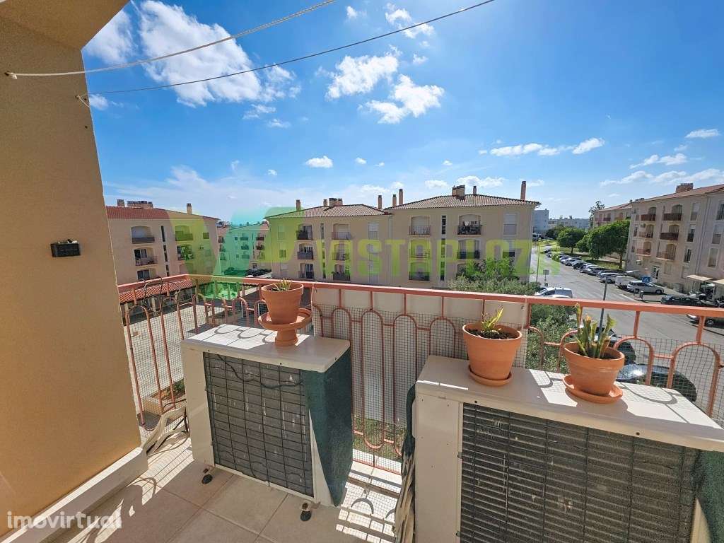 Apartamento T3 com Garagem e Arrecadação na Quinta das Oliveiras em... - Grande imagem: 5/37