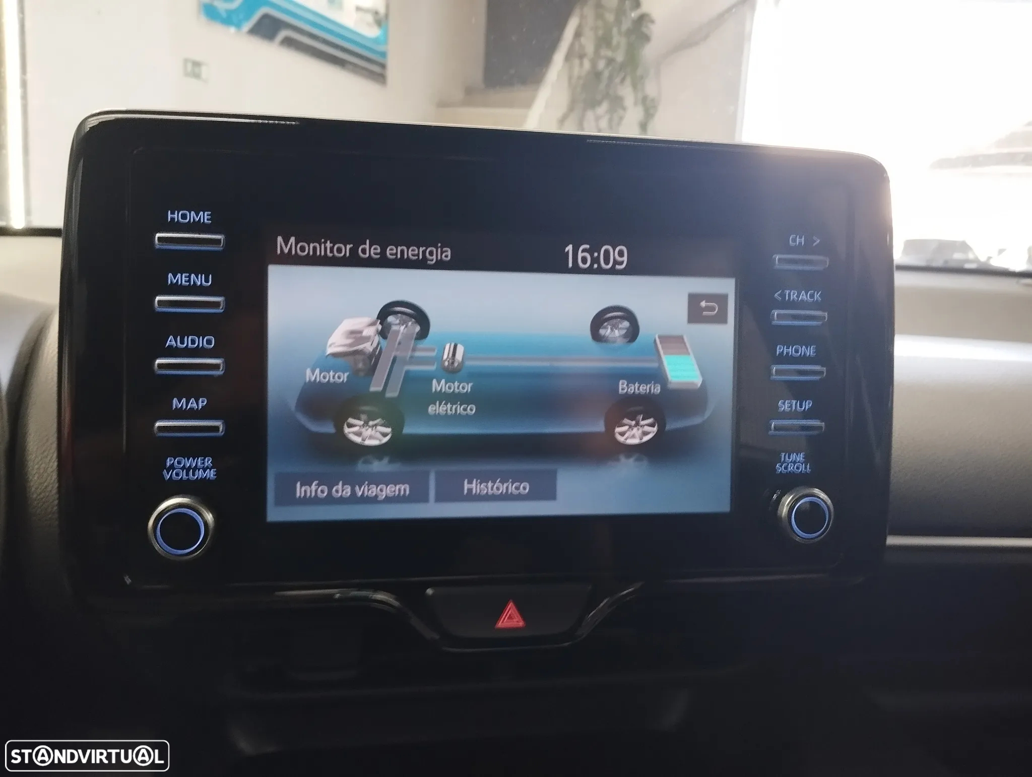 Toyota Yaris 1.5 HDF GR Sport - 24