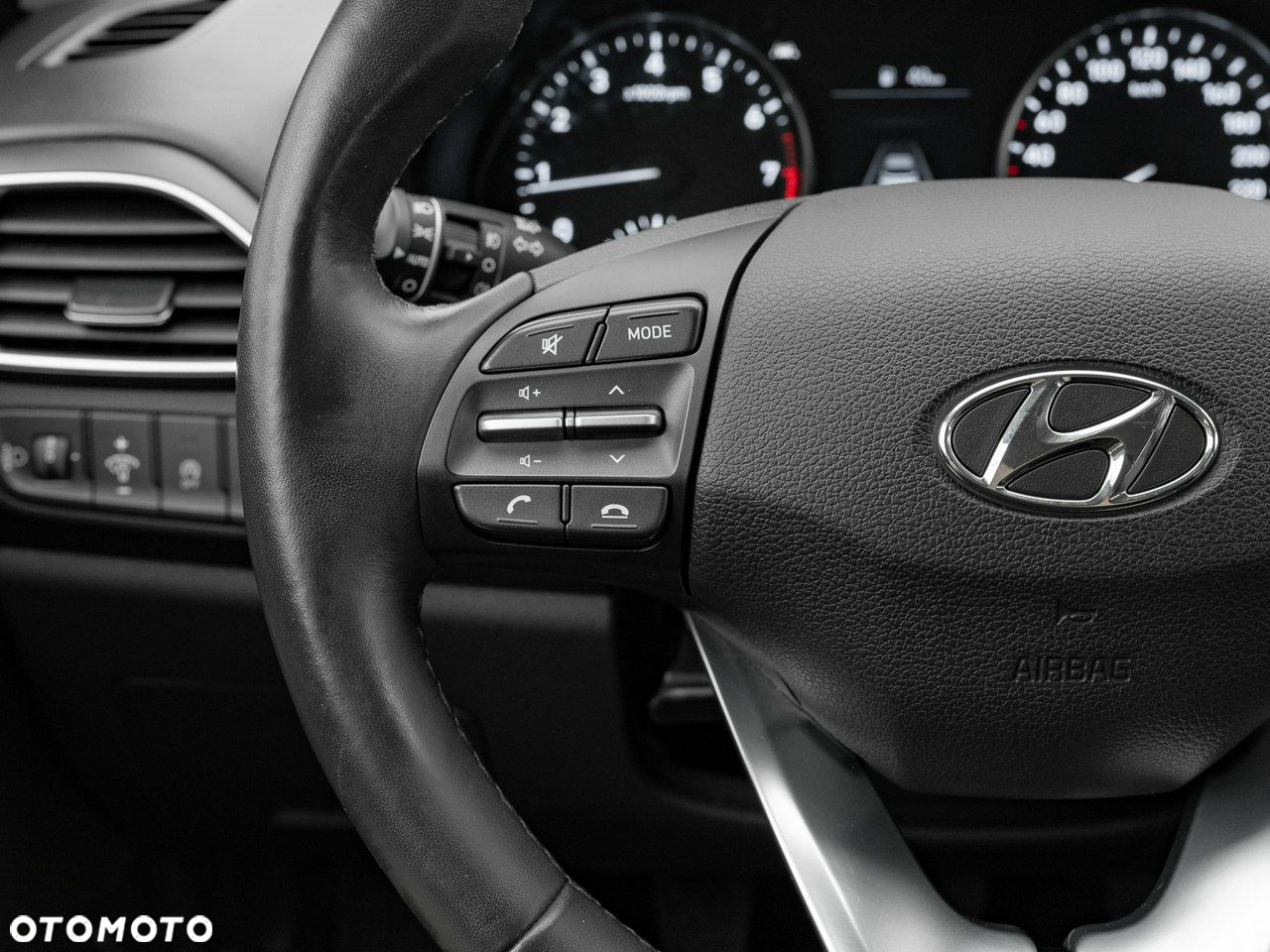 Hyundai i30 1.5 DPI Modern - 16