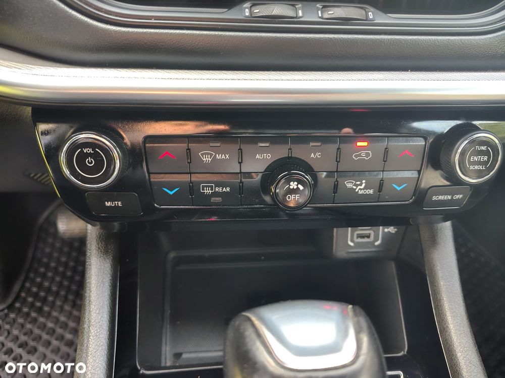 Jeep Compass 1.3 T-GDI 4xe Automatik S - 24