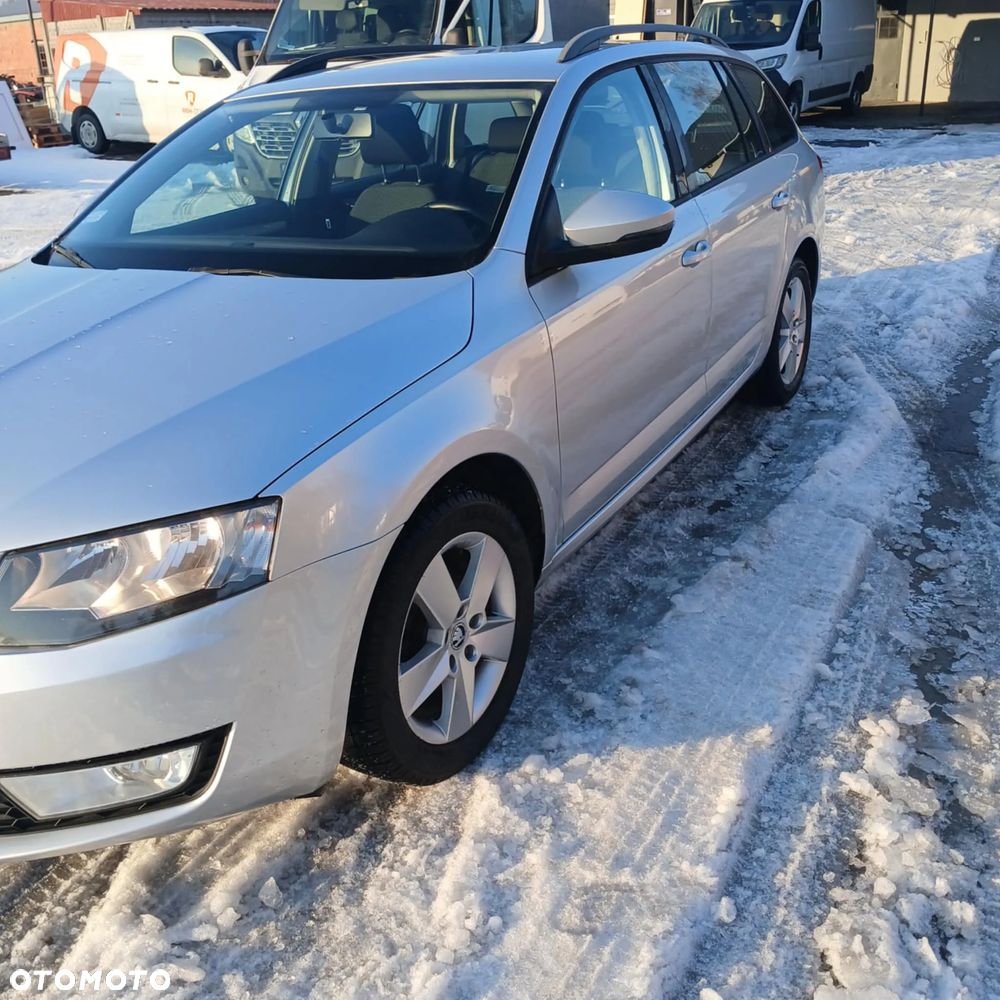 Skoda Octavia 1.6 TDI Ambition - 13