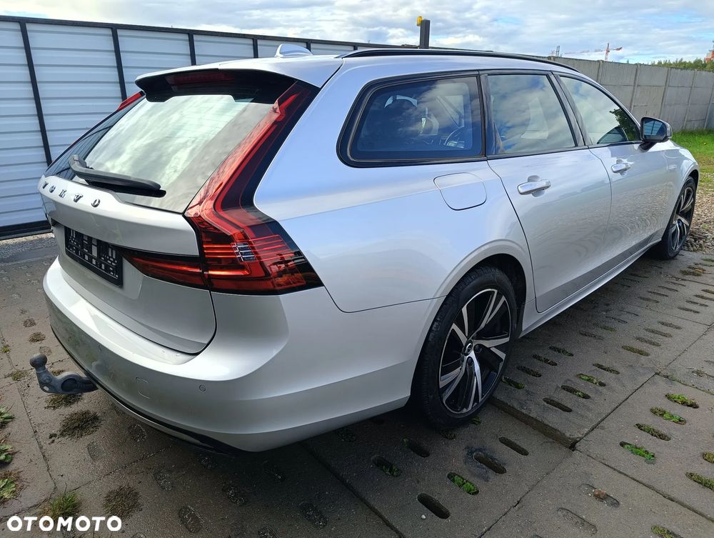 Volvo V90 - 8