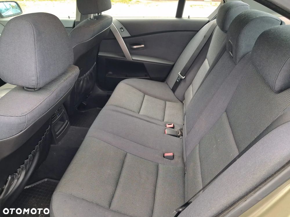 BMW Seria 5 - 24