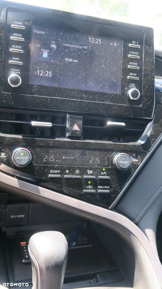 Toyota Camry - 16