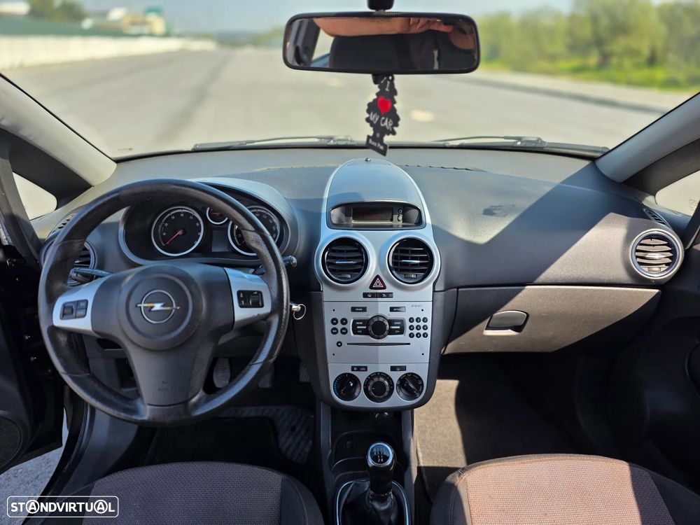 Opel Corsa 1.2 Black Edition - 10