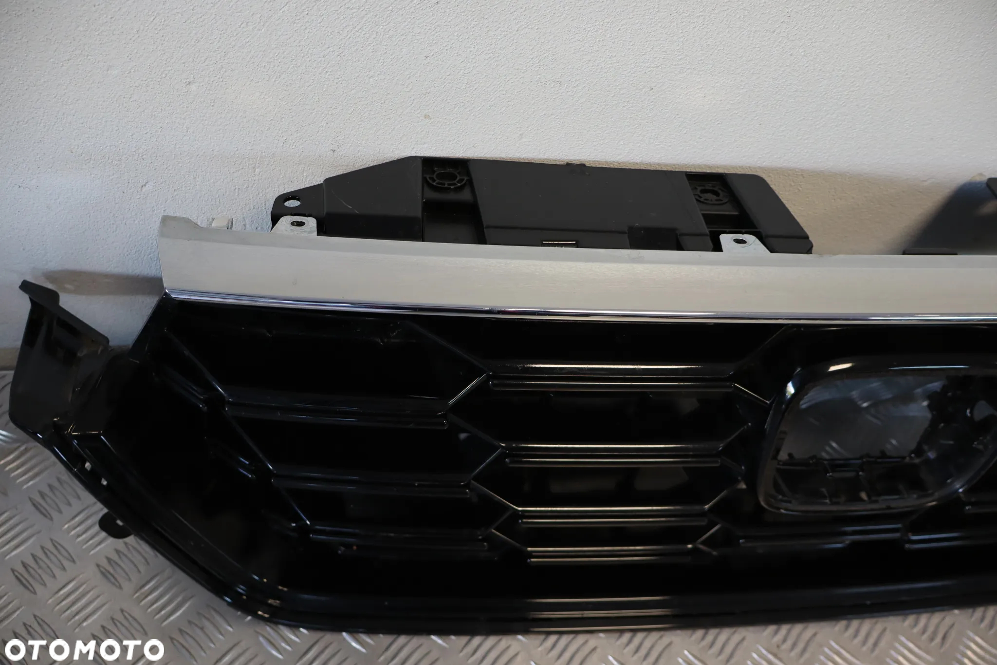 GRILL GRIL ATRAPA HONDA CR-V CRV VI 71201-3B4 2022 - 10