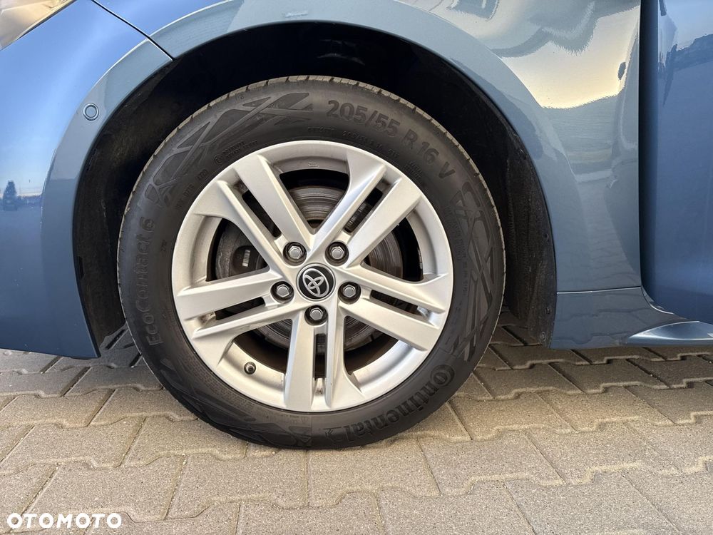 Toyota Corolla 2.0 Hybrid Comfort - 24