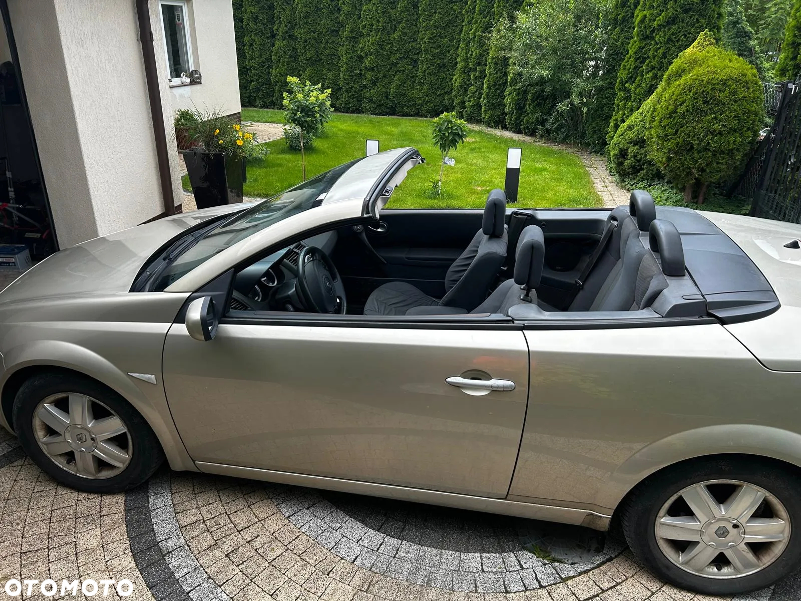 Renault Megane CC 2.0 Luxe Privilege - 3