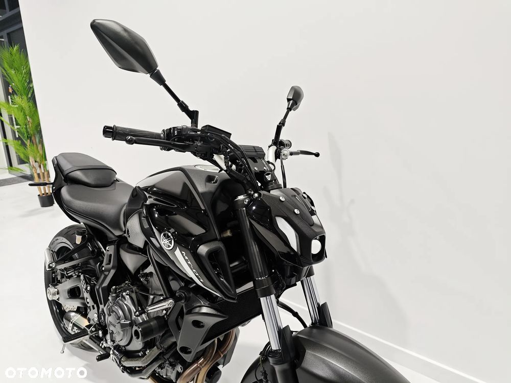 Yamaha MT - 9