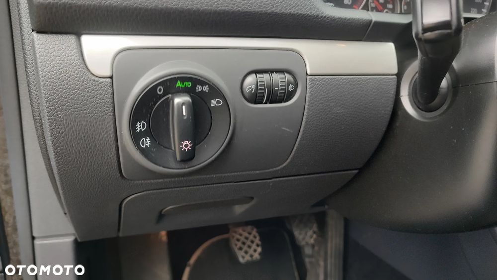 Volkswagen Golf 1.4 United - 25