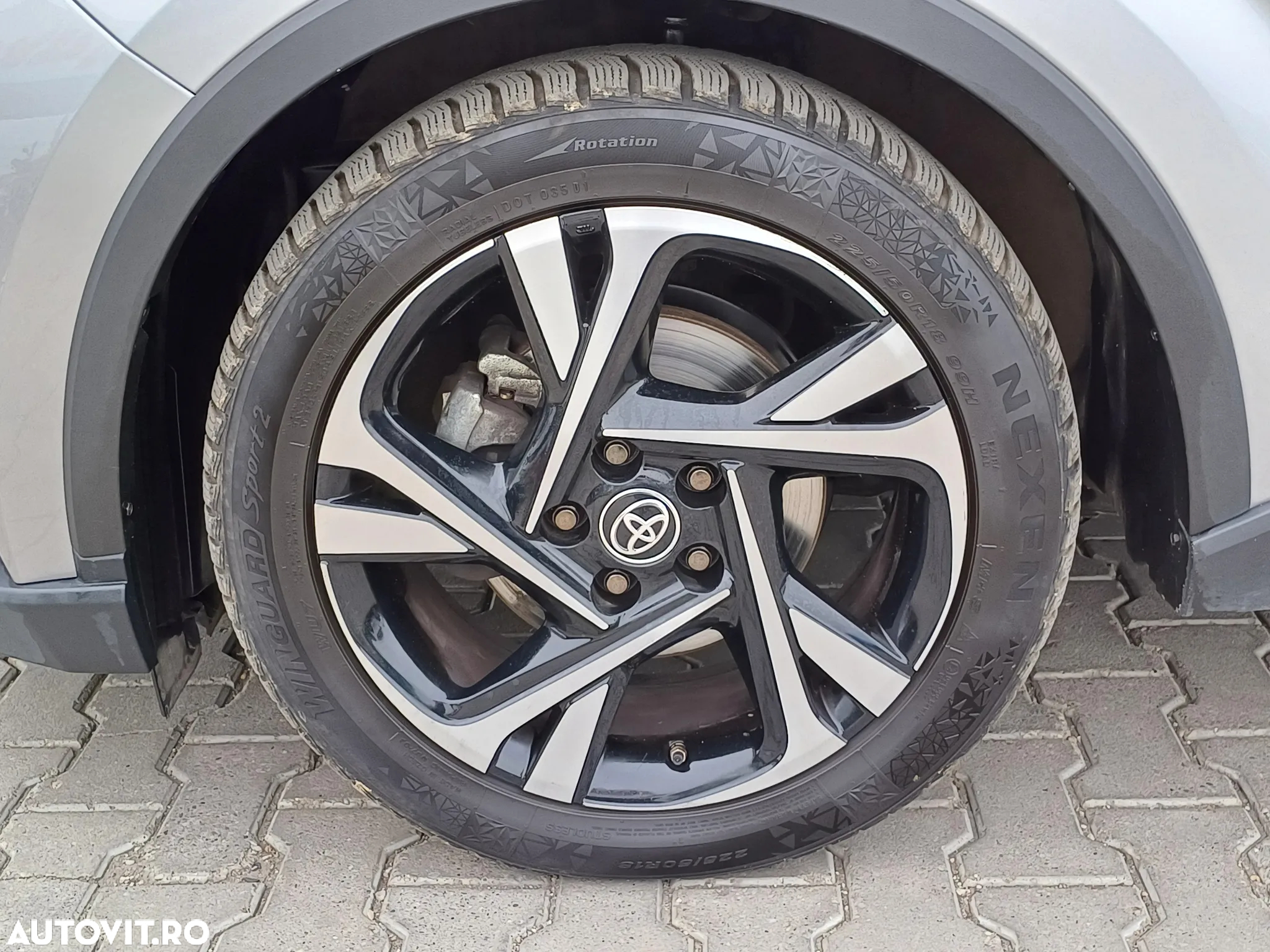 Toyota C-HR 2.0 HSD 184 CP 4x2 CVT Style - 8