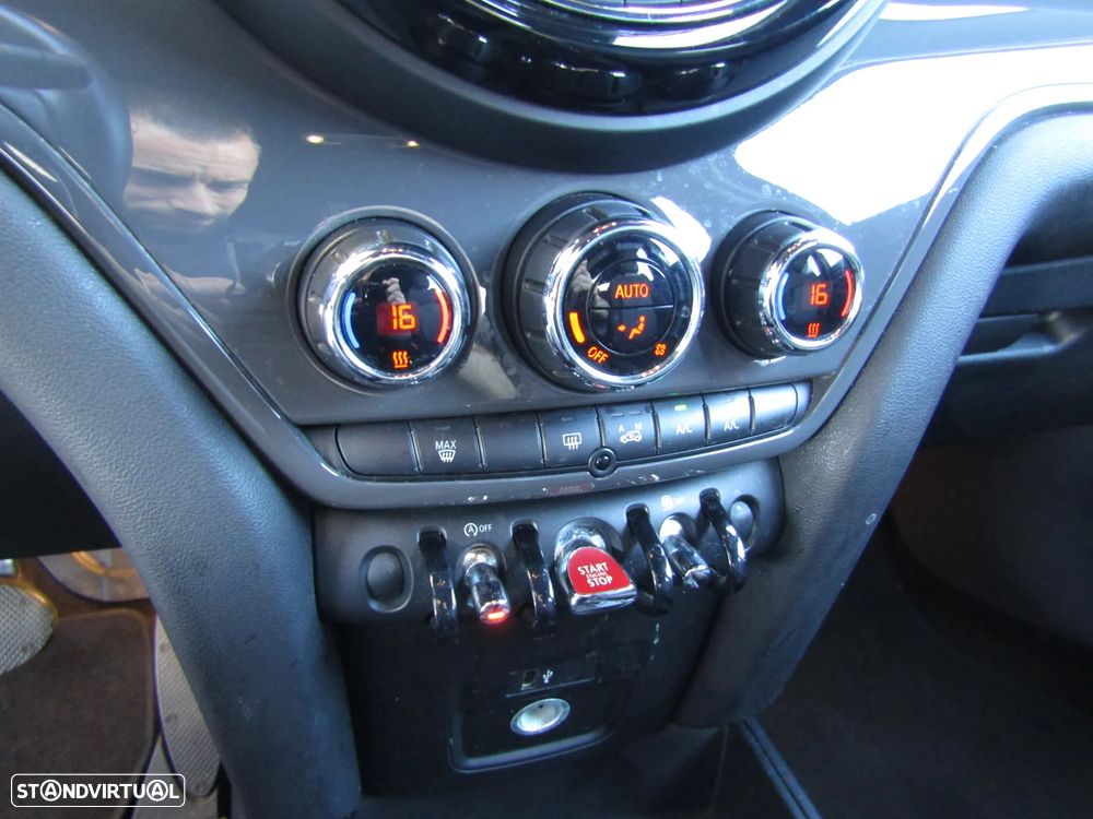 MINI Countryman One D Sport Edition Auto - 15