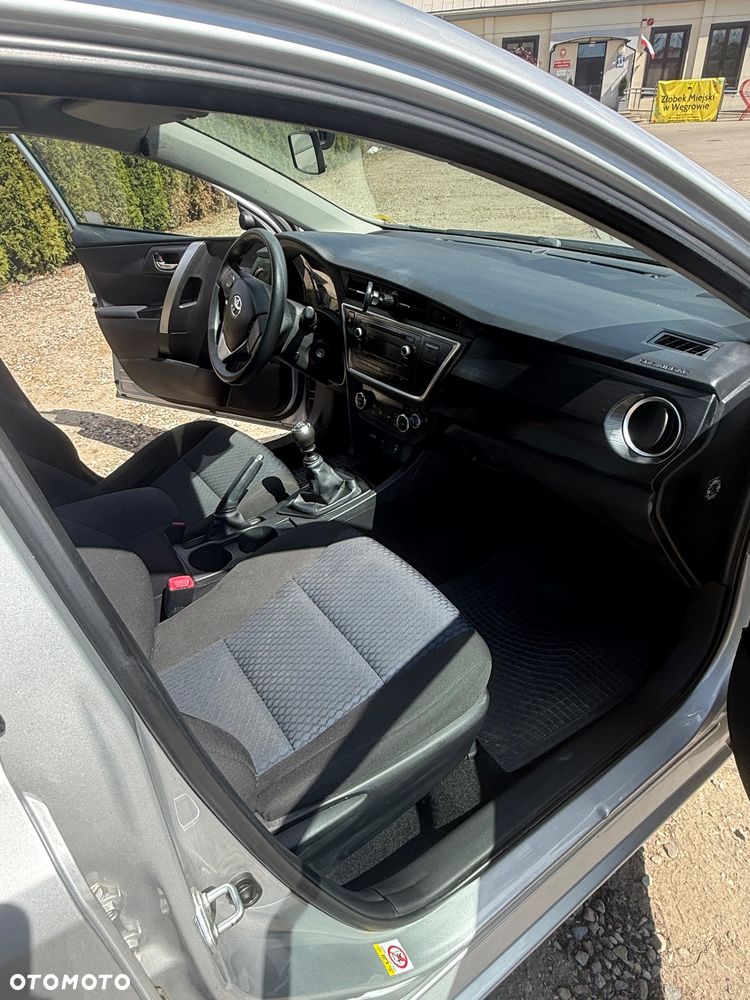 Toyota Auris 1.33 VVT-i Active - 8