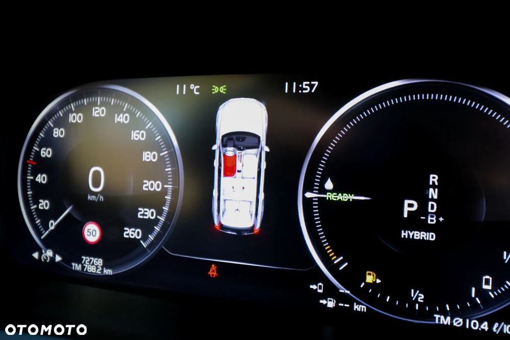 Volvo XC 90 T8 AWD Plug-In Hybrid R-Design 7os - 24