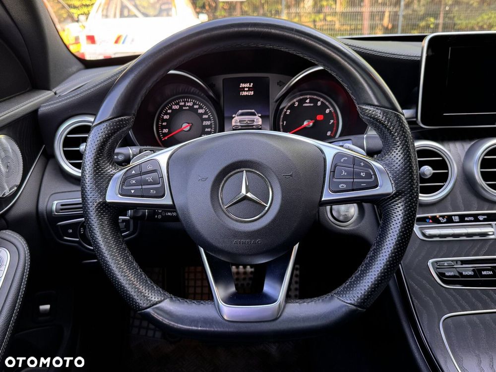 Mercedes-Benz Klasa C 200 4-Matic 9G-TRONIC - 22