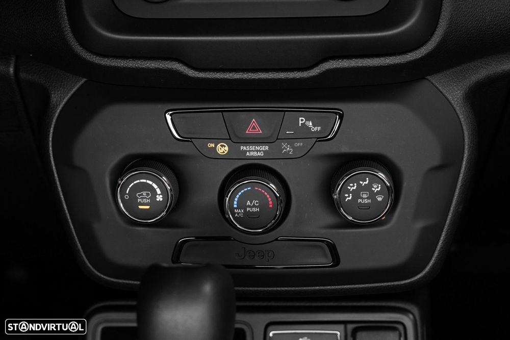 Jeep Renegade 1.4 MultiAir DSG Longitude - 29