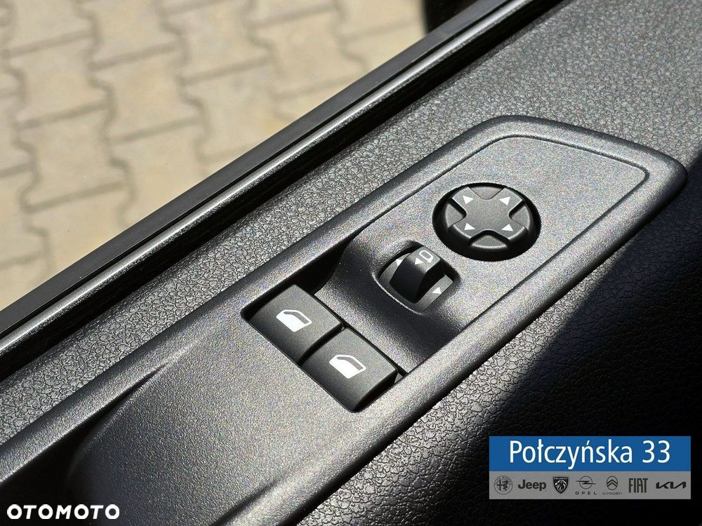 Peugeot Traveller - 13