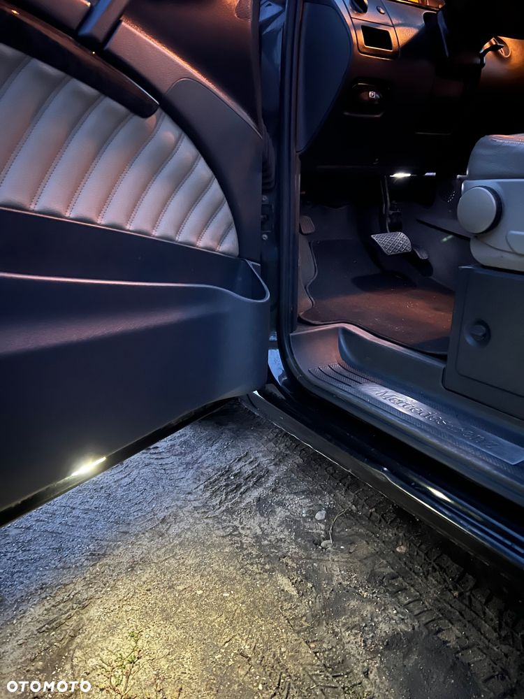 Mercedes-Benz Viano - 21