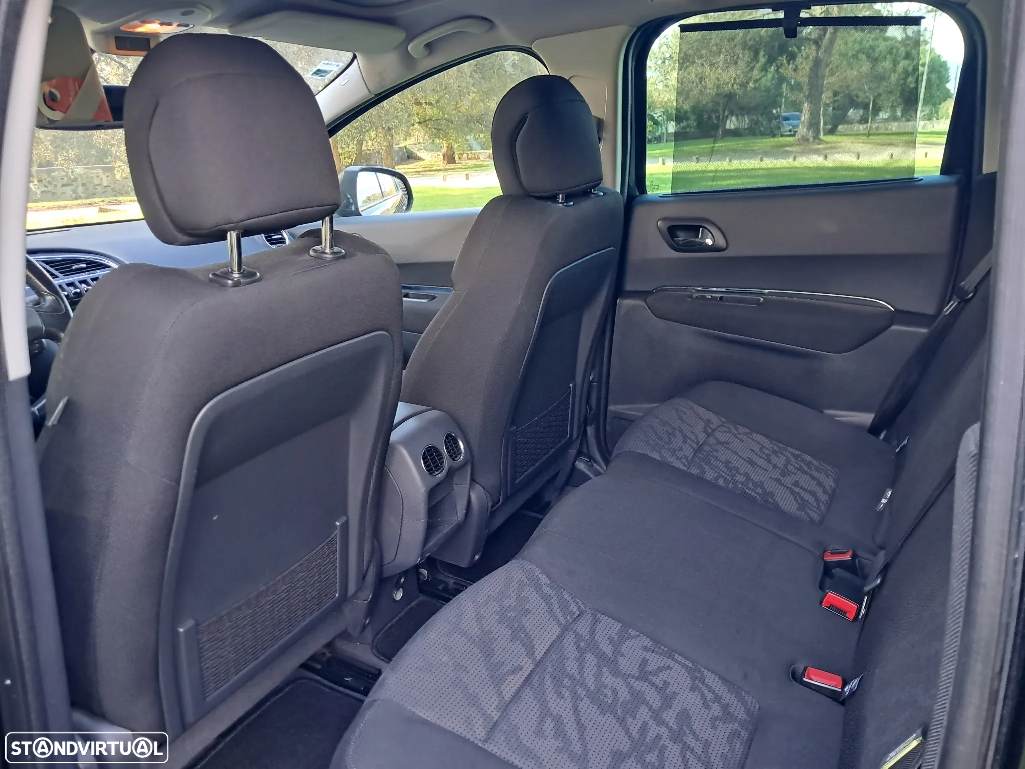 Peugeot 3008 1.6 HDi Sport CMP6 - 12