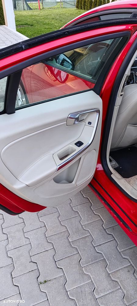 Volvo S60 D5 Start-Stop Basic - 14