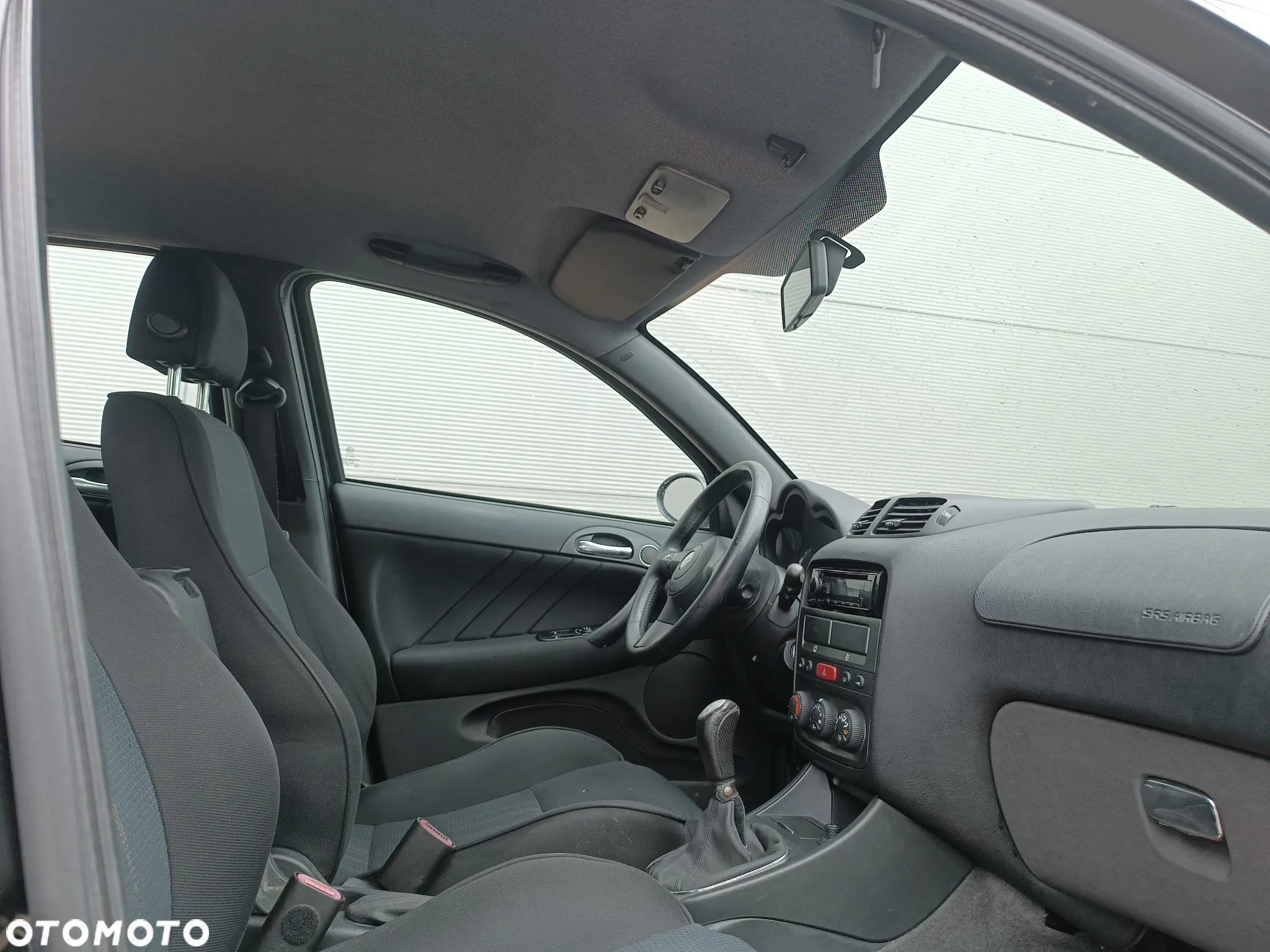 Alfa Romeo 147 1.6 Twin Spark 16V Corse - 15