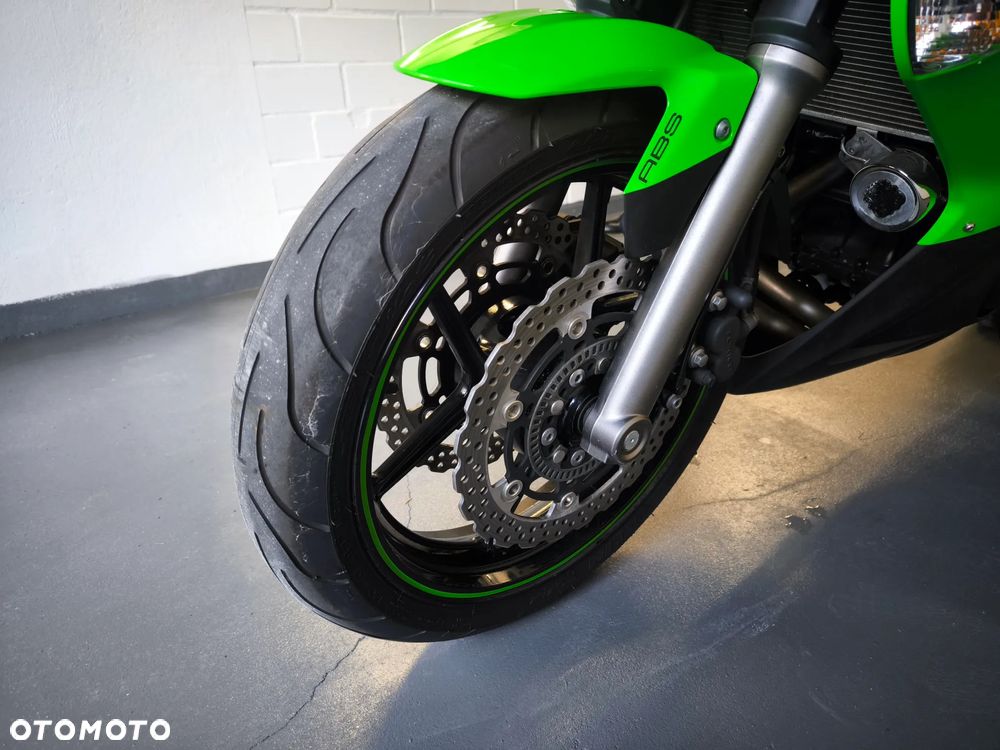 Kawasaki ER - 11