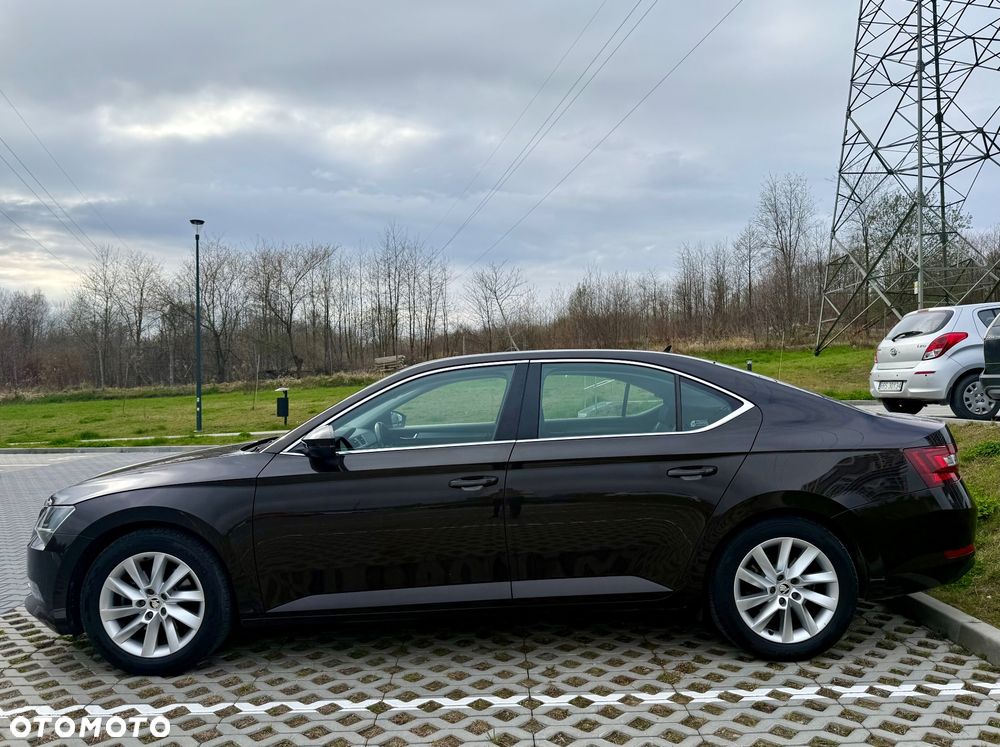 Skoda Superb 1.5 TSI ACT Style DSG - 5