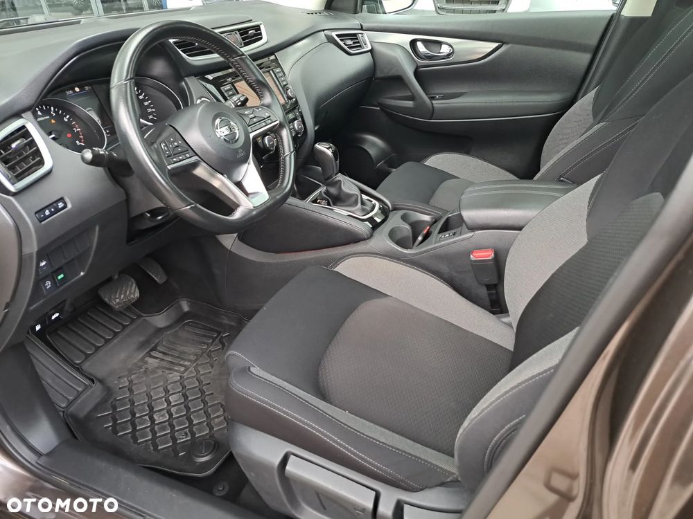 Nissan Qashqai 1.3 DIG-T DCT N-CONNECTA - 13