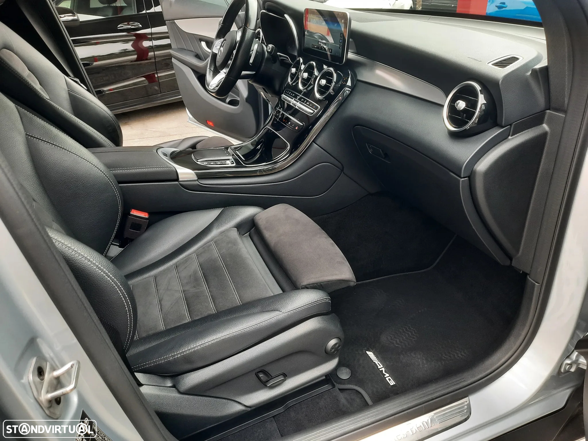 Mercedes-Benz GLC 300 de 4Matic - 48
