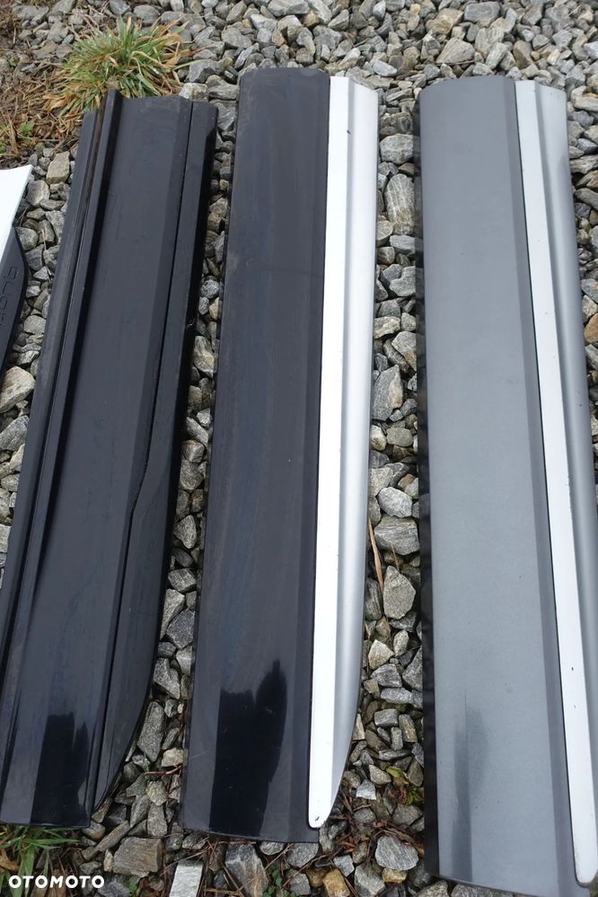 LISTWA DRZWI PRZÓD TYŁ AUDI Q7 4M0 - 6