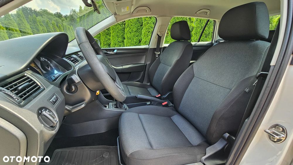 Skoda RAPID 1.6 TDI DPF Active - 9