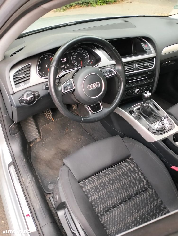 Audi A4 Limuzina 2.0 TDI DPF clean S line Sportpaket - 8