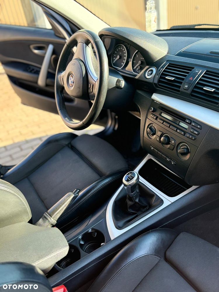 BMW Seria 1 118i - 14